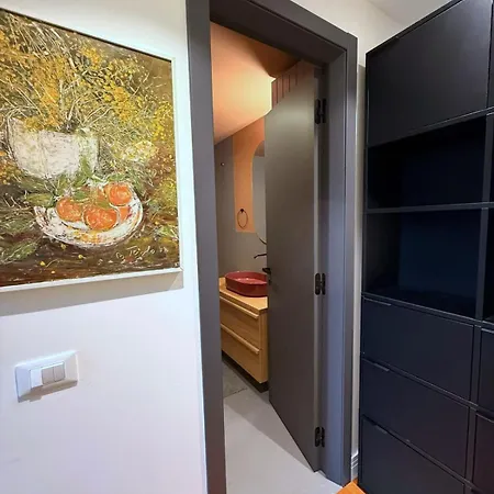 11 * Μιλάνο